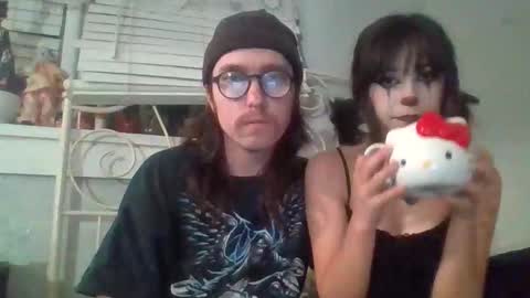 Snapshot of ruinedsistr chatting on 11/01/25, 04:36 ruinedsistr online show from 11/01/25, 04:36