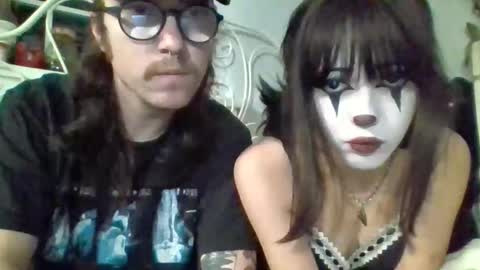 Snapshot of ruinedsistr chatting on 11/10/25, 04:55 ruinedsistr online show from 11/10/25, 04:55