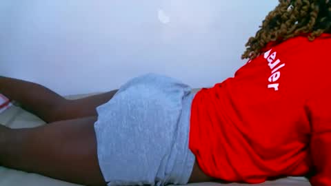 sasha online show from 09/22/25, 01:46