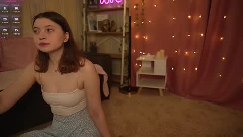 Snapshot of ruminelle chatting on 11/16/25, 12:22 Lilith online show from 11/16/25, 12:22