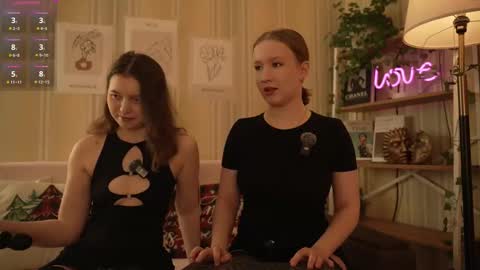 Snapshot of ruminelle chatting on 12/15/25, 12:09 Lilith online show from 12/15/25, 12:09