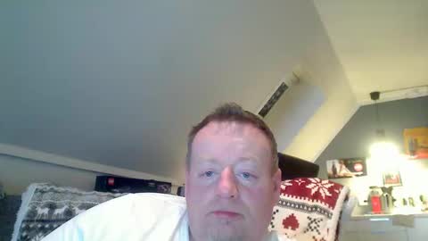 Snapshot of runepetter chatting on 01/01/25, 07:32 bignorwegian online show from 01/01/25, 07:32