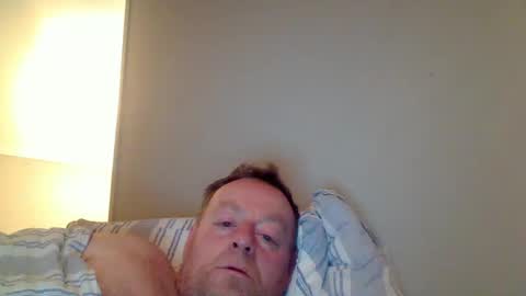 Snapshot of runepetter chatting on 01/17/25, 09:06 bignorwegian online show from 01/17/25, 09:06