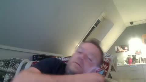 Snapshot of runepetter chatting on 01/19/25, 08:09 bignorwegian online show from 01/19/25, 08:09