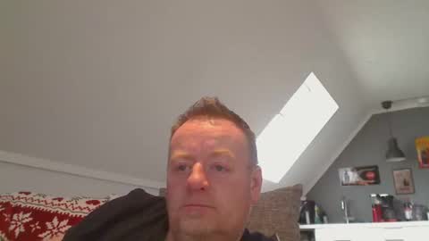 Snapshot of runepetter chatting on 02/20/26, 02:28 bignorwegian online show from 02/20/26, 02:28