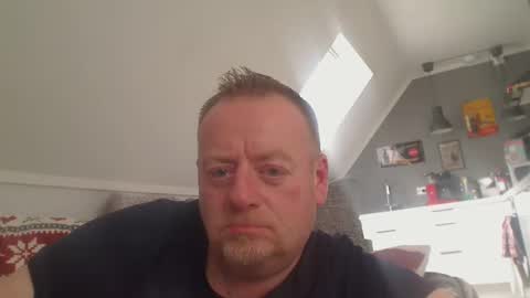 Snapshot of runepetter chatting on 04/19/26, 02:38 bignorwegian online show from 04/19/26, 02:38