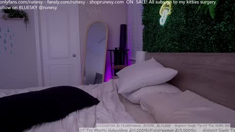 Snapshot of runesy chatting on 12/14/24, 04:12 Lady online show from 12/14/24, 04:12