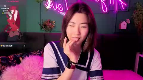 Snapshot of runi_asian chatting on 06/16/26, 01:19 Runi online show from 06/16/26, 01:19