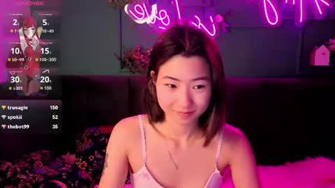 Snapshot of runi_asian chatting on 06/22/26, 03:25 Runi online show from 06/22/26, 03:25