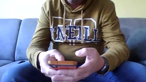 runner_1978 online show from 03/05/25, 08:54