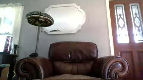 Snapshot of runningaround60 chatting on 11/13/25, 07:02 runningaround60 online show from 11/13/25, 07:02