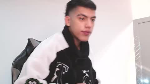  R U S S E L L  online show from 01/15/26, 11:59