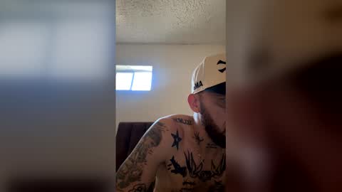 russo_fox online show from 05/14/26, 09:54