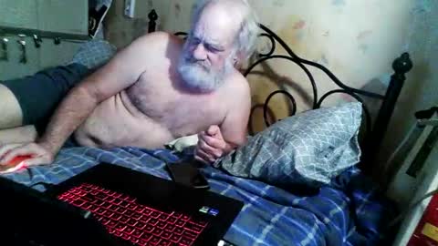 Russtenail21 online show from 11/30/25, 07:12