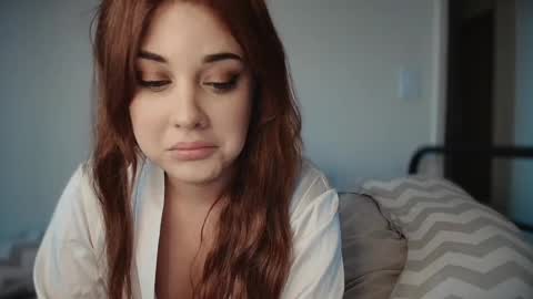 Snapshot of russypussy141 chatting on 02/16/25, 03:05 Alex online show from 02/16/25, 03:05