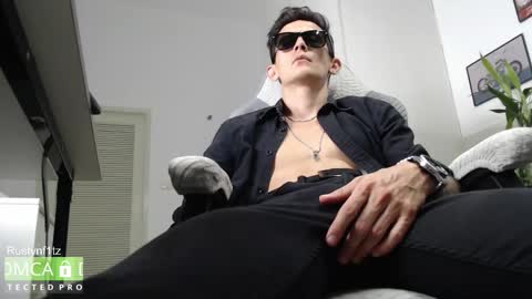 Snapshot of rustynf1tz chatting on 11/29/25, 06:33 MillionDollarGuy online show from 11/29/25, 06:33