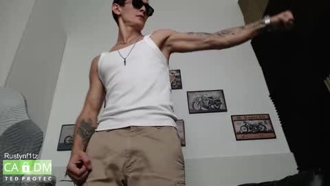 Snapshot of rustynf1tz chatting on 12/14/25, 09:25 MillionDollarGuy online show from 12/14/25, 09:25