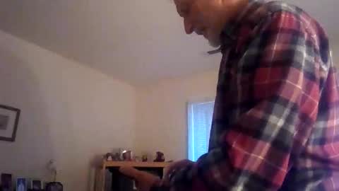 Snapshot of rustyx22 chatting on 02/09/25, 10:32 Rusty online show from 02/09/25, 10:32