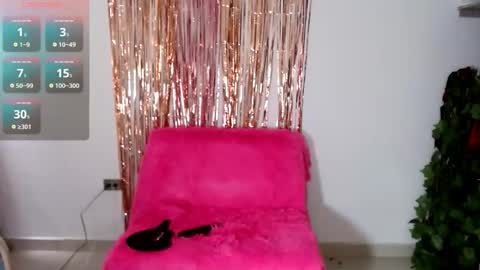 Snapshot of ruth_blue21 chatting on 11/20/25, 06:40 ruth_blue21 online show from 11/20/25, 06:40