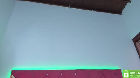 Snapshot of ruth_harvey chatting on 02/01/25, 01:09 Ruth online show from 02/01/25, 01:09