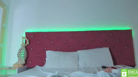 Snapshot of ruth_harvey chatting on 02/11/25, 03:51 Ruth online show from 02/11/25, 03:51