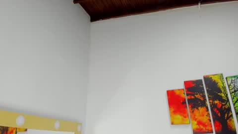 Snapshot of ruth_harvey chatting on 09/13/25, 12:27 Ruth online show from 09/13/25, 12:27