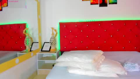 Snapshot of ruth_harvey chatting on 09/19/25, 12:50 Ruth online show from 09/19/25, 12:50