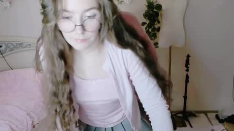 Snapshot of ruth_morse chatting on 03/02/26, 06:59 MY FANSLY online show from 03/02/26, 06:59