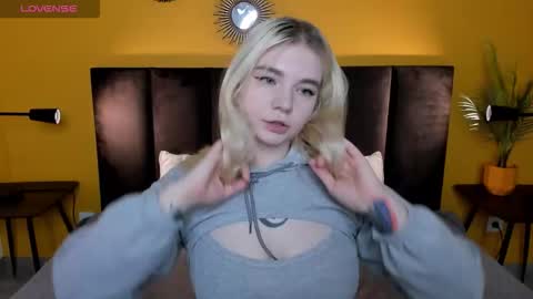 ruthbryant online show from 11/25/25, 12:43