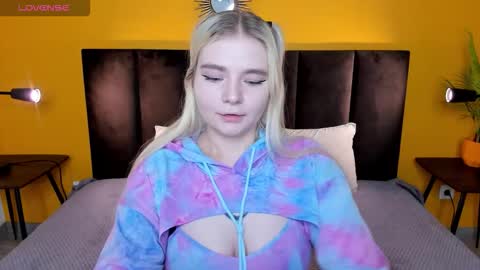 ruthbryant online show from 12/02/25, 01:00