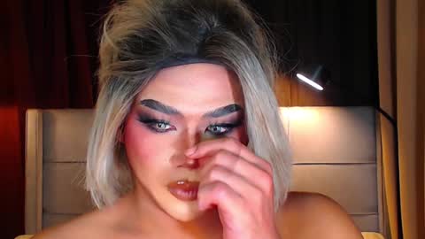 Samantha online show from 01/13/25, 02:07