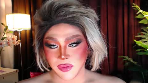 Samantha online show from 02/10/25, 06:35