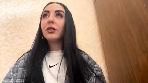 Snapshot of ruthmarron chatting on 11/06/25, 08:37 Cindy online show from 11/06/25, 08:37