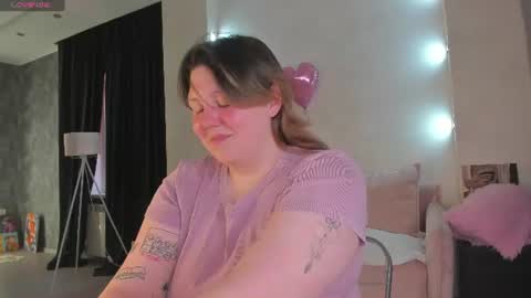 Snapshot of rutholiver chatting on 06/19/26, 09:24 Ruth GMT2 Mon 10 AM - 4 PM Tue 10 AM - 4 PM Thu 3-9 AM Fri 10 AM - 4 PM Sun 10 AM - 4 PM. online show from 06/19/26, 09:24