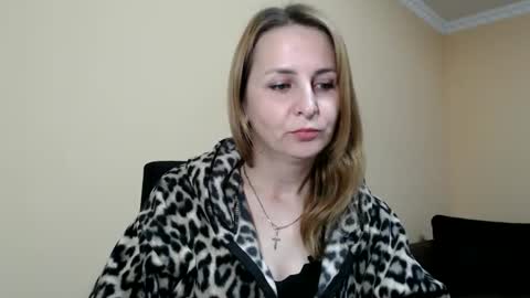 Ruth online show from 10/08/25, 08:12