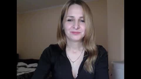 Ruth online show from 10/31/25, 07:37