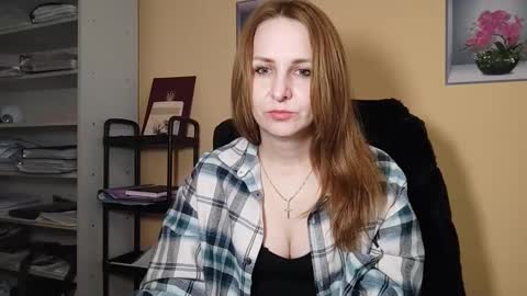 Snapshot of ruthpark chatting on 03/12/26, 01:39 Ruth online show from 03/12/26, 01:39