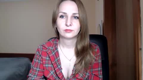 Snapshot of ruthpark chatting on 03/31/26, 11:10 Ruth online show from 03/31/26, 11:10