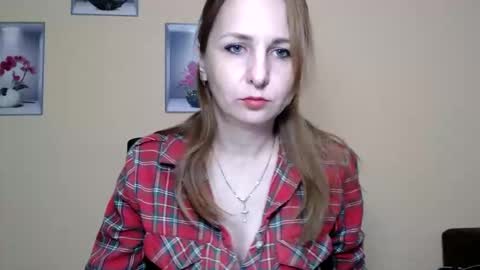 Snapshot of ruthpark chatting on 04/07/26, 03:12 Ruth online show from 04/07/26, 03:12