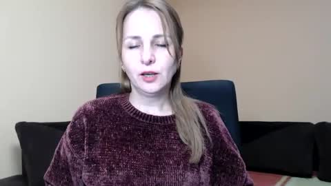 Snapshot of ruthpark chatting on 04/09/26, 02:11 Ruth online show from 04/09/26, 02:11