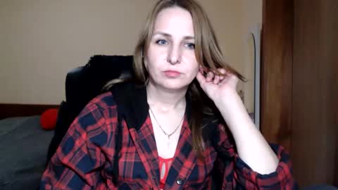 Snapshot of ruthpark chatting on 04/15/26, 07:32 Ruth online show from 04/15/26, 07:32