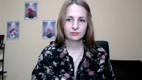 Snapshot of ruthpark chatting on 05/12/26, 05:32 Ruth online show from 05/12/26, 05:32
