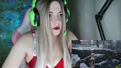 Tanyushka online show from 01/19/25, 06:00