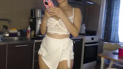 Snapshot of ruxandradanny chatting on 10/09/25, 06:33 ruxandradanny online show from 10/09/25, 06:33