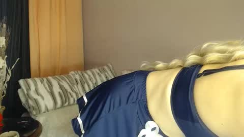 Snapshot of ruxandradanny chatting on 10/29/25, 01:24 ruxandradanny online show from 10/29/25, 01:24