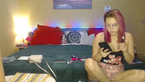 Snapshot of ruxandradanny chatting on 12/02/25, 02:01 ruxandradanny online show from 12/02/25, 02:01