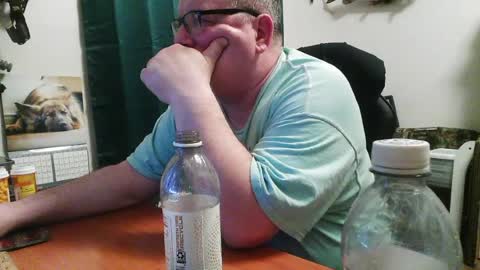 Snapshot of rwzar_1965 chatting on 06/22/26, 03:08 rwzar_1965 online show from 06/22/26, 03:08