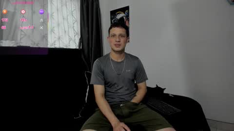 Snapshot of ryan15_ chatting on 11/22/25, 11:31 Ryan 15 online show from 11/22/25, 11:31