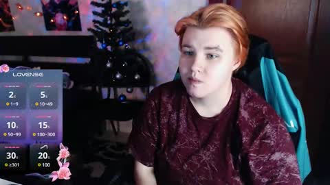 Snapshot of ryan__kim chatting on 12/08/24, 02:41 Ryan online show from 12/08/24, 02:41