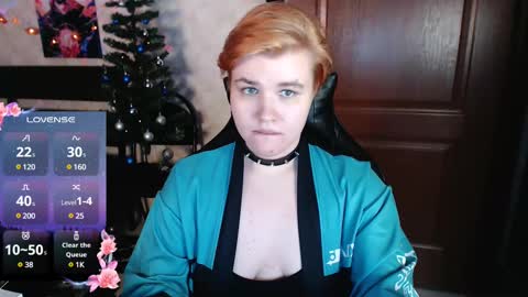 Snapshot of ryan__kim chatting on 12/09/24, 08:12 Ryan online show from 12/09/24, 08:12